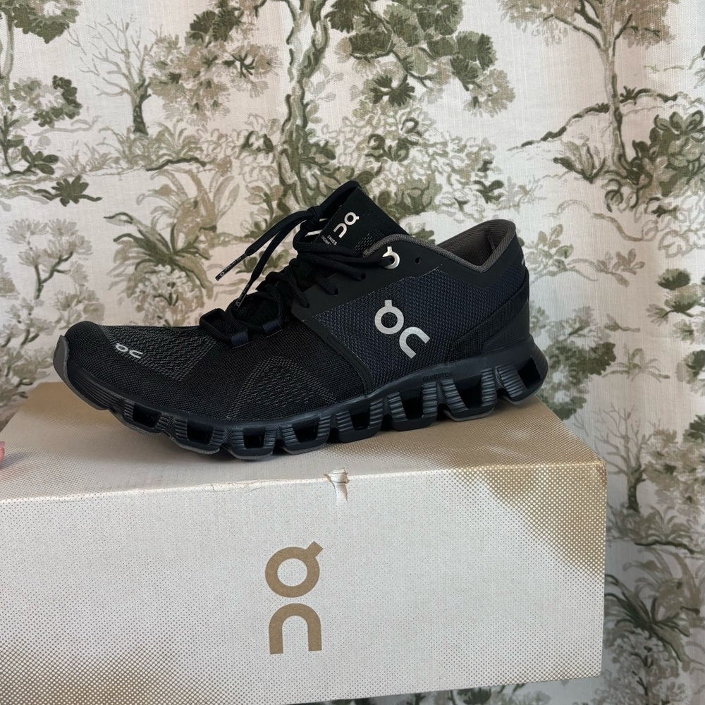 On Running CloudX Women’s Running Shoe